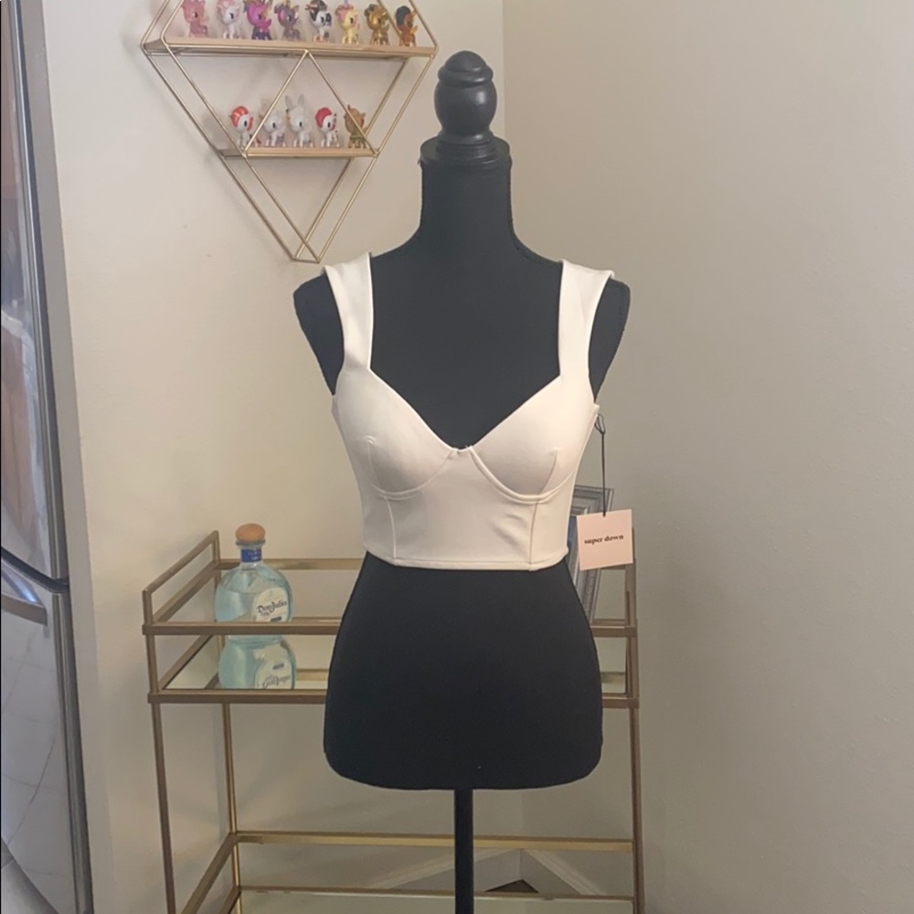 Cropped zip top